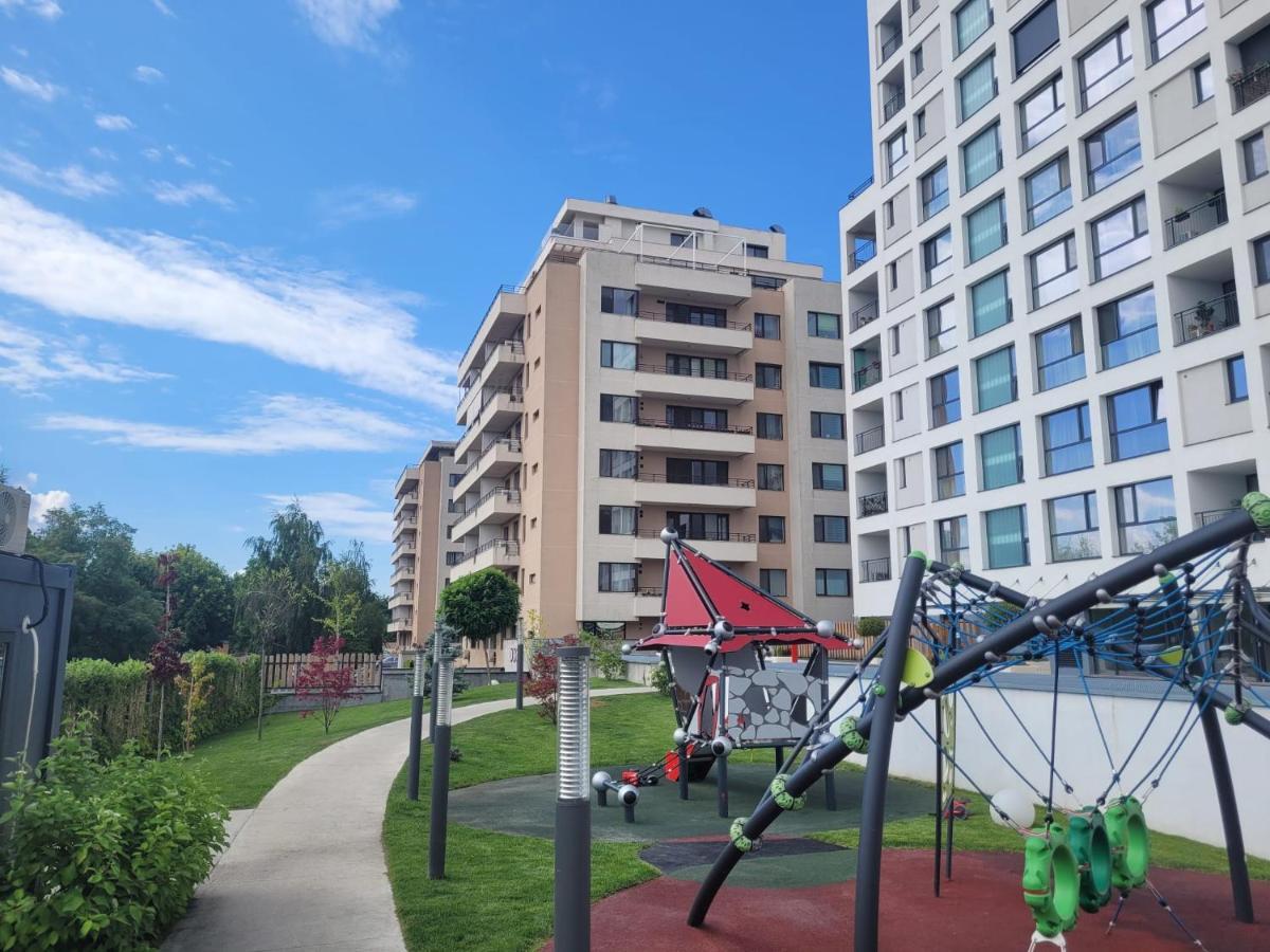 Apartment In Bucharest, Baneasa Green Area Exterior foto